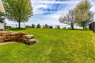 17 Pheasant Point, Ridgeville, WI 53533 - Photo 40