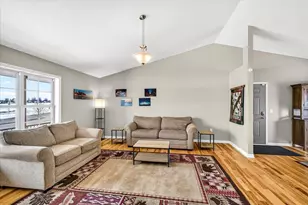 901 Blue Mounds St, Mount Horeb, WI 53572 - Photo 4