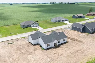 105 W 2nd St, Friesland, WI 53935 - Photo 6