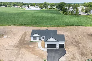 105 W 2nd St, Friesland, WI 53935 - Photo 4
