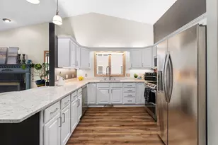 6132 Culpepper Ln, Madison, WI 53718 - Photo 12