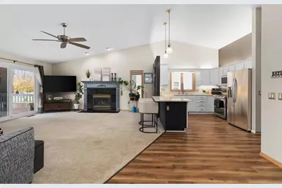 6132 Culpepper Lane, Madison, WI 53718 - Photo 14