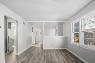 111 E Green St, Watertown, WI 53098 - Photo 14