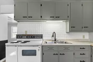 111 E Green St, Watertown, WI 53098 - Photo 22