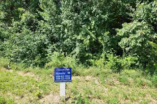 205 Savannah Pkwy, Deerfield, WI 53531 - Photo 1