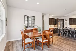 1158 Gracing Oaks Ln, Sun Prairie, WI 53590 - Photo 14