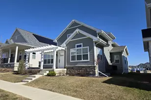 2914 Mizuna Dr, Fitchburg, WI 53711 - Photo 2