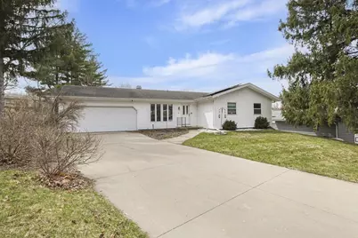 5 Yorktown Circle, Madison, WI 53711 - Photo 2