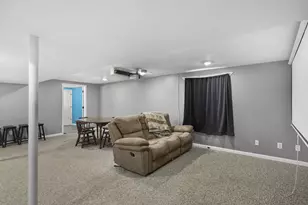 5 Yorktown Cir, Madison, WI 53711 - Photo 30