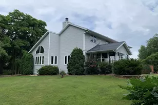 W11380 Ninabuck Rd, Columbus, WI 53925 - Photo 10