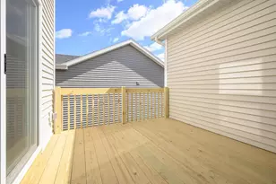 7731 Starnova Dr, Madison, WI 53719 - Photo 16