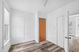 327 8th Ave, Baraboo, WI 53913 - Photo 10