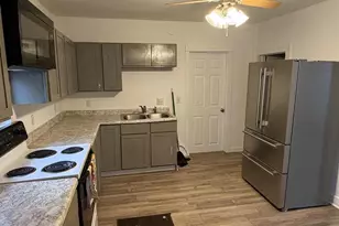 327 8th Ave, Baraboo, WI 53913 - Photo 8