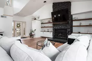 4455 Pheasant Run, Janesville, WI 53546 - Photo 10