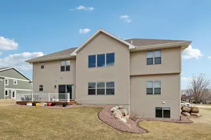 2820 Bluebird Dr, Portage, WI 53901 - Photo 60