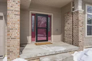 3338 Bradbury Rd, Madison, WI 53719 - Photo 4