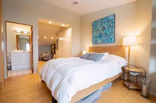 404 S Blount St, Madison, WI 53703 - Photo 8