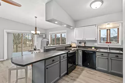 6028 Saddle Ridge, Portage, WI 53901 - Photo 18