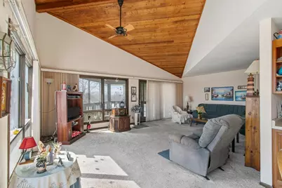 N3581 Skyhigh Road, Poynette, WI 53955 - Photo 6