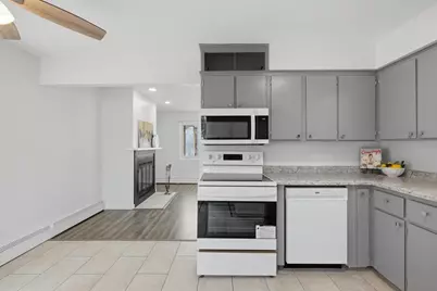 809 Bewick Drive, Madison, WI 53714 - Photo 8