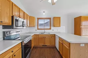 2606 Hamilton St, Portage, WI 53901 - Photo 14