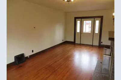 108 N Pearl Street, Janesville, WI 53548 - Photo 4