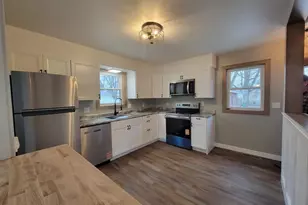 2277 Pioneer Dr, Beloit, WI 53511 - Photo 6