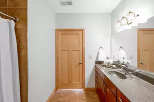 808 Williamson St, Madison, WI 53711 - Photo 22