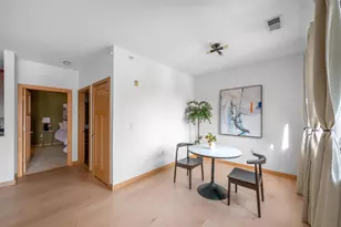 808 Williamson St, Madison, WI 53711 - Photo 10