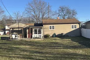 800 S Center St, Beaver Dam, WI 53916 - Photo 18