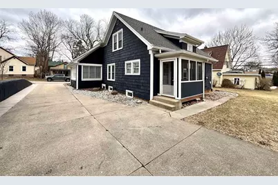 608 19th Avenue, Monroe, WI 53566 - Photo 4