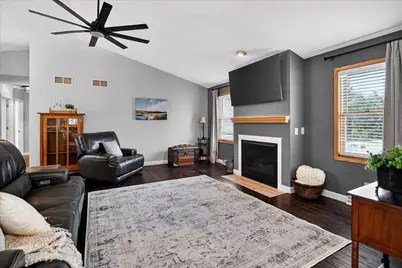 304 School Road, Cottage Grove, WI 53527 - Photo 8