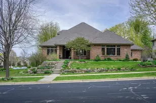 5774 Longwood Ln, Fitchburg, WI 53711 - Photo 2