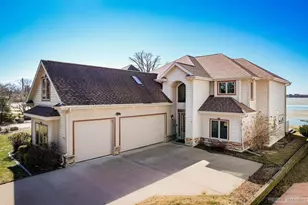 5728 Lake Edge Rd, Mcfarland, WI 53558 - Photo 4