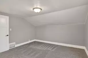 514 Locust St, Beloit, WI 53511 - Photo 30