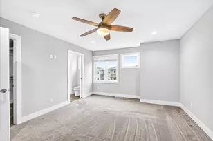 2817 Frisee Dr, Fitchburg, WI 53711 - Photo 26