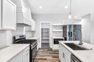 2817 Frisee Dr, Fitchburg, WI 53711 - Photo 14