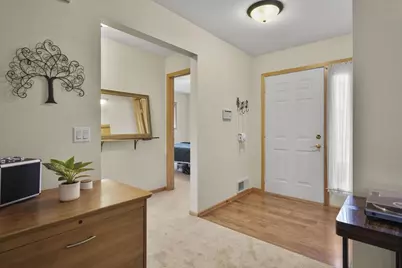 15 Saukdale Trail, Madison, WI 53717 - Photo 2