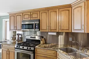 5158 Spring Ct, Madison, WI 53705 - Photo 12