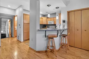 8242 Starr Grass Dr, Madison, WI 53719 - Photo 10