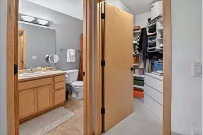 8242 Starr Grass Drive, Madison, WI 53719 - Photo 22