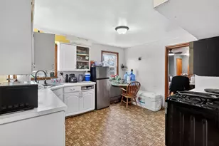 2020 S Cottage Ave, Beloit, WI 53511 - Photo 8