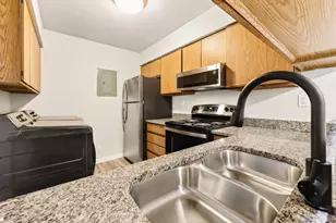 1507 Whispering Pines Way, Fitchburg, WI 53713 - Photo 16