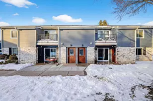 1507 Whispering Pines Way, Fitchburg, WI 53713 - Photo 2