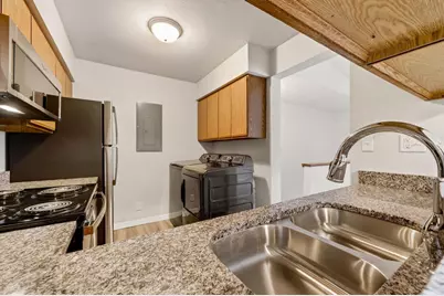 306 Whispering Pines Way, Fitchburg, WI 53713 - Photo 14