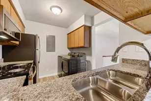 306 Whispering Pines Way, Fitchburg, WI 53713 - Photo 14