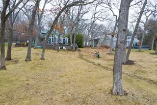 284 E Richardson Springs Rd, Edgerton, WI 53534 - Photo 1