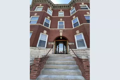 15 N High Street, Janesville, WI 53548 - Photo 2