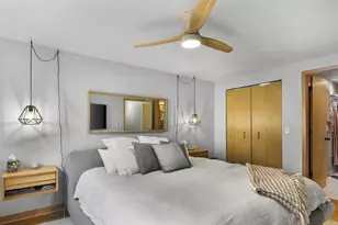 1014 Spaight St, Madison, WI 53703 - Photo 14