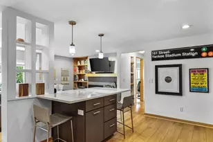 1014 Spaight St, Madison, WI 53703 - Photo 10